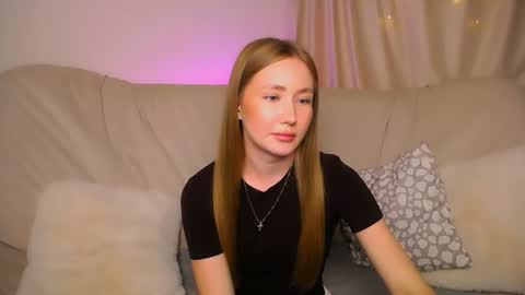  Elly  online show from July 25, 4:38 am