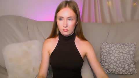  Elly  online show from August 2, 4:41 am