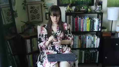 Elly Naomi online show from July 19, 8:22 pm