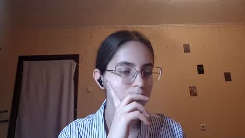 Kate online show from July 21, 1:35 pm