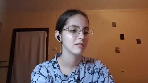 Kate online show from July 22, 3:03 pm