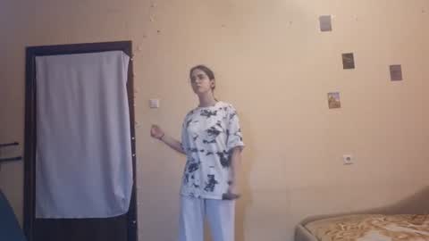 Kate online show from August 11, 3:36 pm