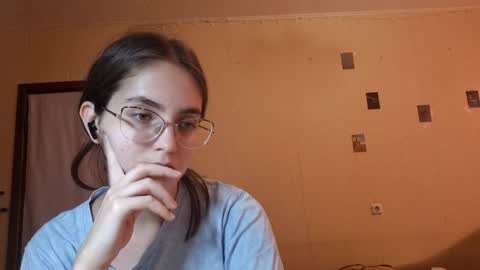 Kate online show from August 14, 1:26 pm