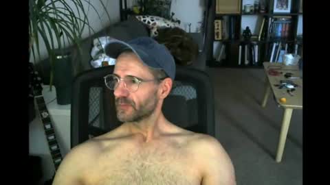elmetaagain online show from July 6, 12:30 pm