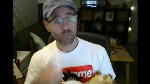 elmetaagain online show from July 7, 10:30 am