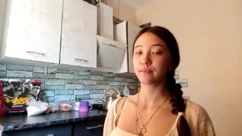 Elara online show from August 6, 4:22 am