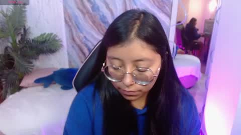 elowen_tay online show from August 15, 1:48 pm