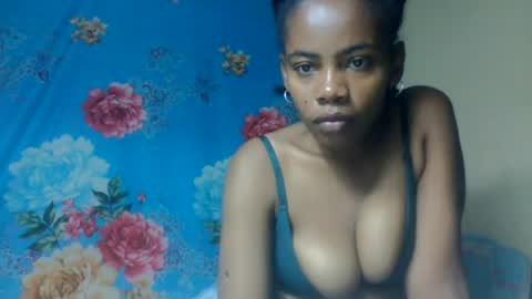 elphinez online show from August 7, 9:31 am