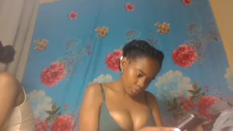 elphinez online show from August 7, 1:22 pm