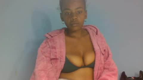 elphinez online show from August 10, 9:27 pm