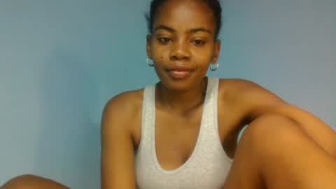 elphinez online show from August 11, 9:44 am