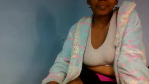 elphinez online show from August 11, 4:09 pm