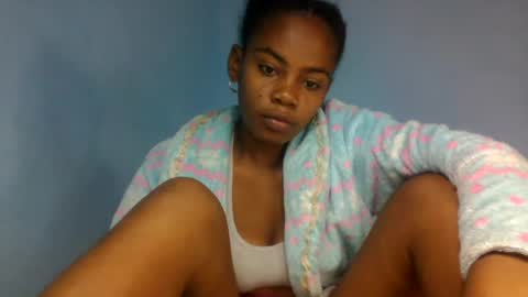 elphinez online show from August 11, 7:38 pm