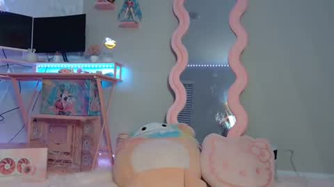 elsa_may online show from August 3, 2:18 am