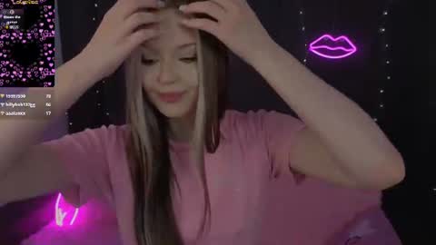 elsaawesome online show from July 2, 12:39 pm