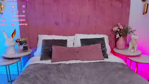 Elsa online show from August 12, 5:48 pm