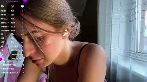 Mary ------  online show from August 1, 1:06 pm