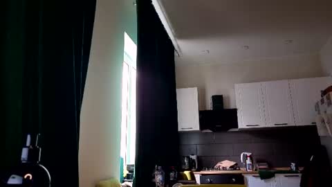 Ciri online show from July 22, 9:22 am