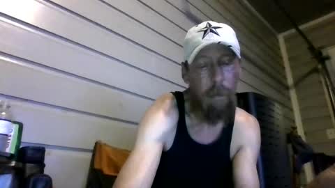 elwooood7 online show from June 14, 11:18 am