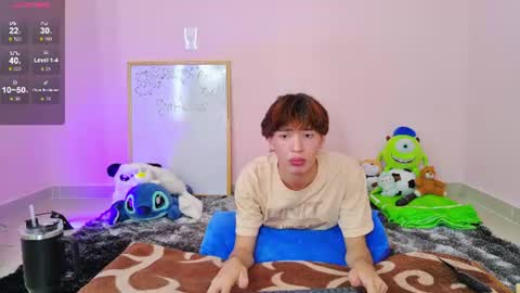  E  L  Y   K  I  N  G   online show from August 8, 2:00 am
