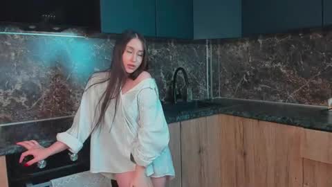 Alice online show from July 26, 2:22 pm