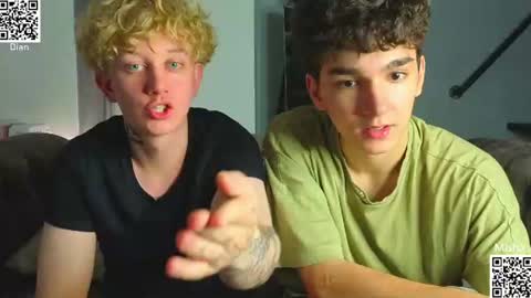 em_chipsi online show from July 18, 1:50 am