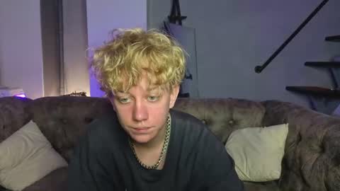 em_chipsi online show from July 22, 10:23 pm