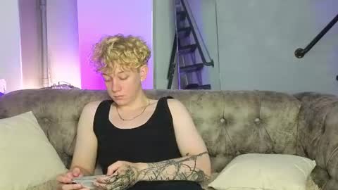 em_chipsi online show from July 24, 6:00 pm