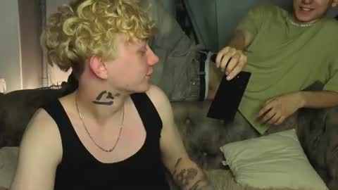 em_chipsi online show from July 24, 7:06 pm