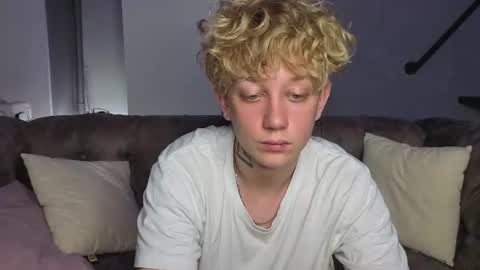 em_chipsi online show from July 27, 11:43 pm