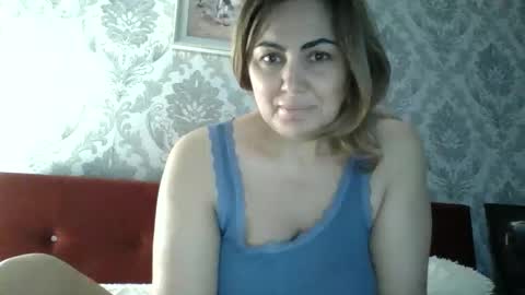 Em online show from February 23, 9:14 pm