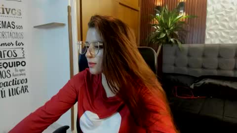 Estefany Martinez Acua INSTAGRAM ema 04oficial online show from April 6, 11:09 pm