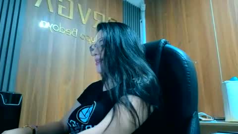 Estefany Martinez Acua INSTAGRAM ema 04oficial online show from August 11, 6:32 pm
