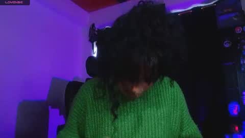ema_ploxx online show from July 26, 9:09 pm
