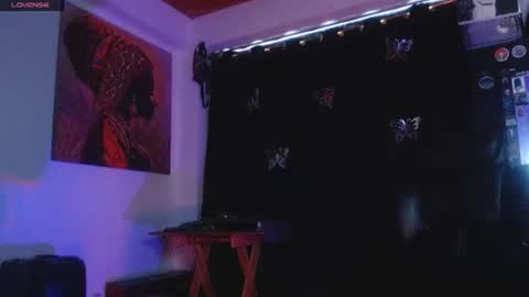 ema_ploxx online show from July 30, 6:36 pm