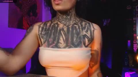 ema_ploxx online show from August 13, 2:47 am