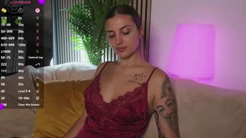 Ema Reese online show from August 8, 4:45 am