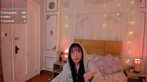 Emma online show from August 6, 8:57 am