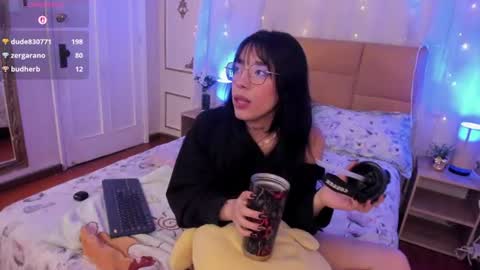 Emma online show from August 8, 8:03 am