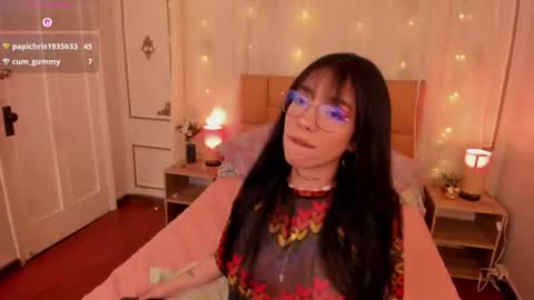 Emma online show from August 12, 3:31 am
