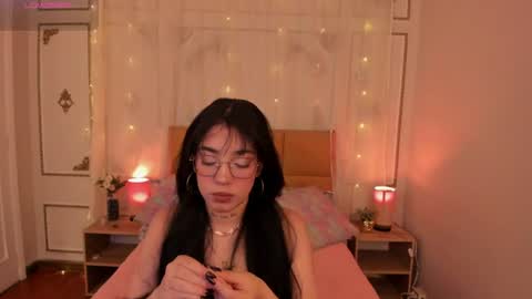 Emma online show from August 13, 3:31 am