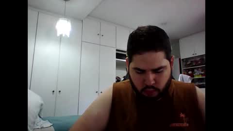 embarrassed_str8_3incher online show from April 26, 5:31 pm
