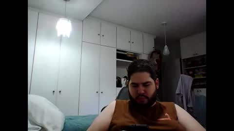 embarrassed_str8_3incher online show from April 26, 7:32 pm