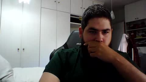 embarrassed_str8_3incher online show from July 12, 6:25 pm