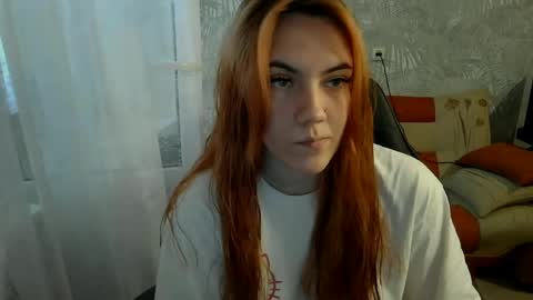 ember__fox online show from June 2, 10:18 am