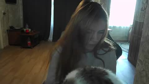 ember__fox online show from June 17, 8:24 am