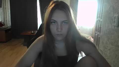 ember__fox online show from June 24, 6:04 am