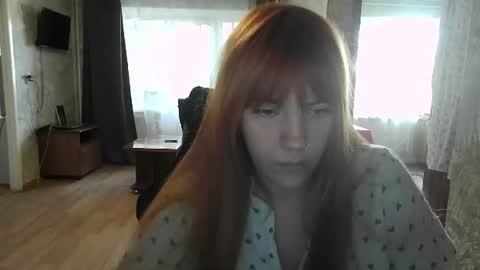 ember__fox online show from August 18, 10:32 am