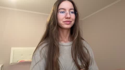 Alina online show from August 15, 4:22 pm