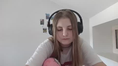 Emily online show from August 15, 1:15 pm
